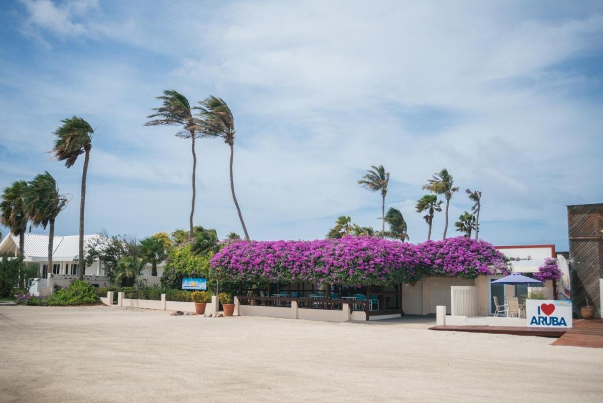 Aruba Beach Villas Palm Beach Exteriör bild